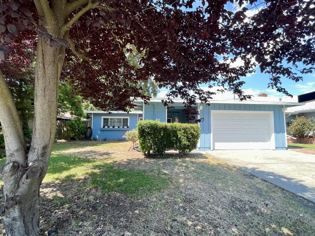 1929 W  Swain Rd, Stockton, CA 95207
