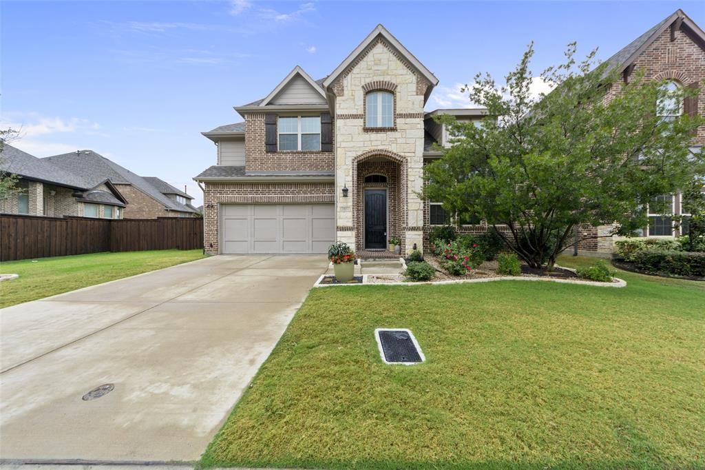 7871 Renderbrook Bnd, Irving, TX 75063