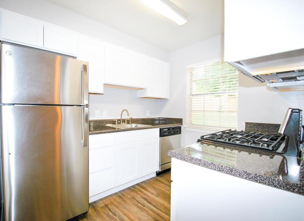 5618 Eunice Dr, Henrico, VA 23228