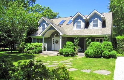 119 Montauk Blvd, East Hampton, NY 11937