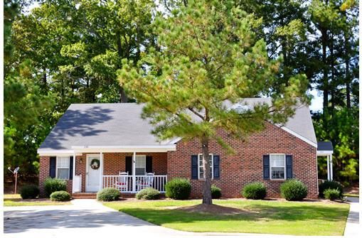 401 Brook St, Clayton, NC 27520