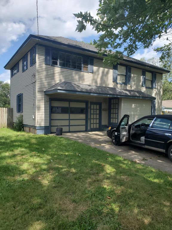 211 E North St, Albion, MI 49224