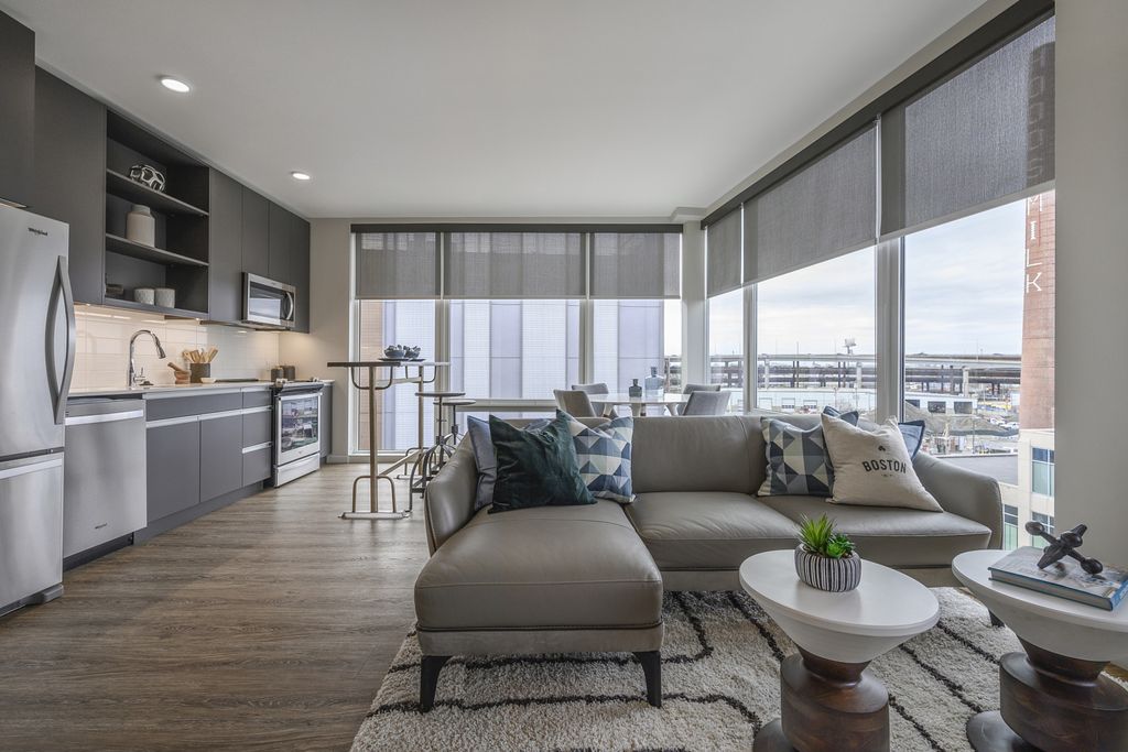 50 Hood Park Dr, Boston, MA 02129