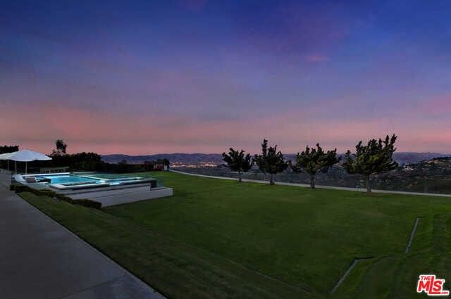 11951 Crest Pl, Beverly Hills, CA 90210