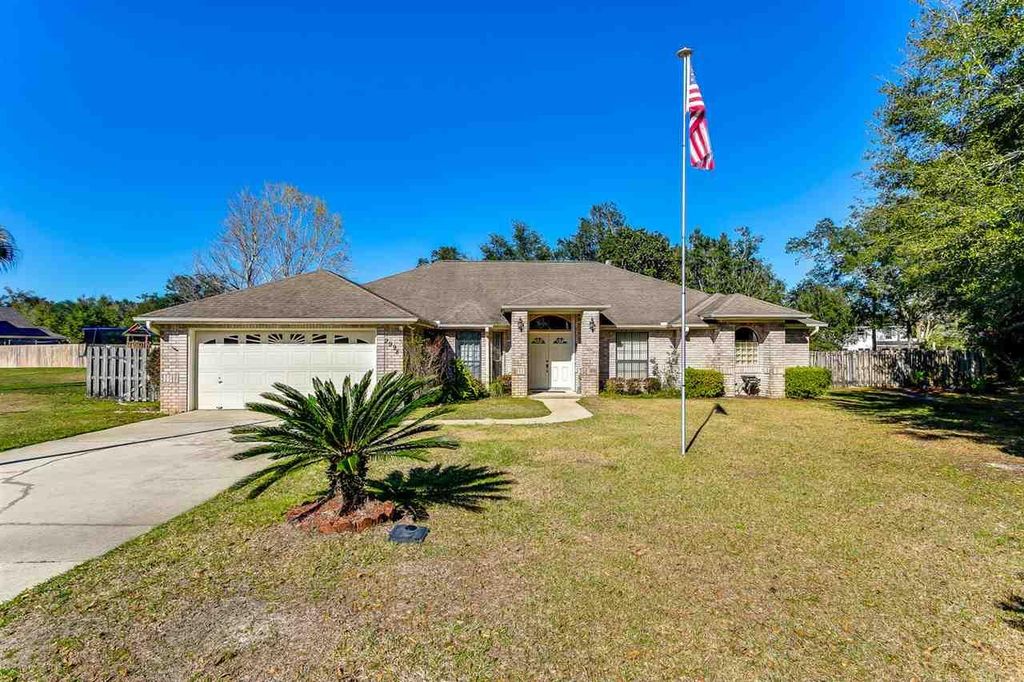 2998 Albatross Dr, Navarre, FL 3 Bed, 2 Bath Single 2998 Albatross Dr, Navarre, FL 3 Bed, 2 Bath Single