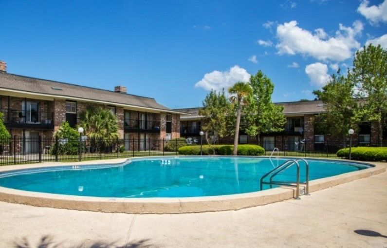 5800 Barnes Rd S, Jacksonville, FL 32216