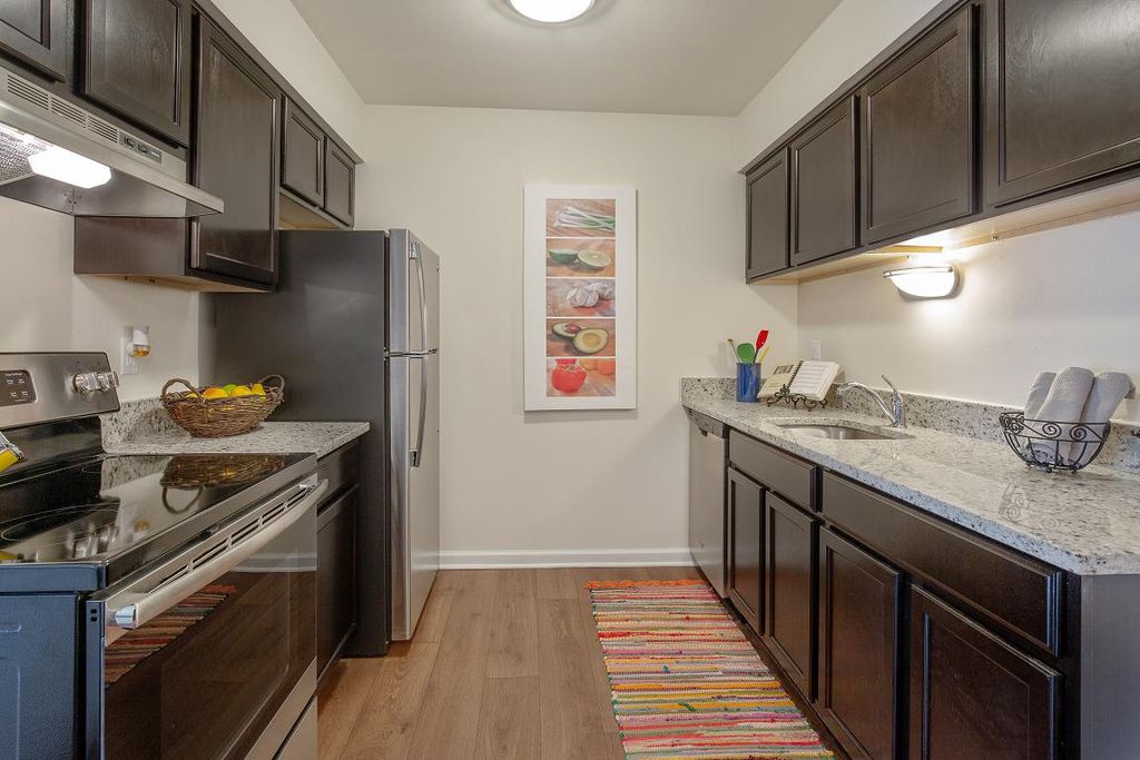 Lakeside Village Apartments Clinton Township, MI Trulia