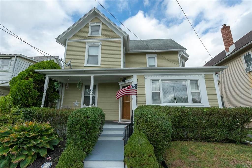 189 W 27th St, Northampton, PA 18067