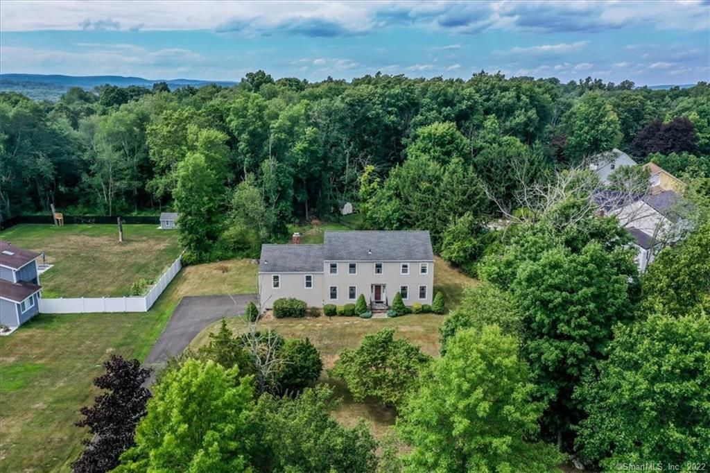 8 Red Barn Ln, Brookfield, CT 06804 Trulia