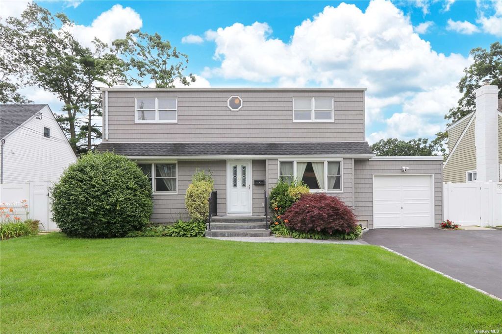 34 Abbey Street, Massapequa Park, NY 11762 Trulia