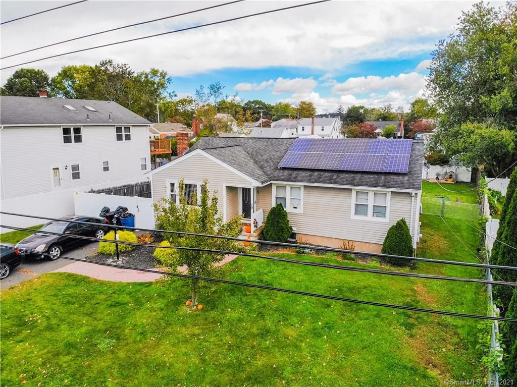 19 Roma St, East Haven, CT 06512