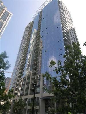 201 N Westshore Dr #1908, Chicago, IL 60601