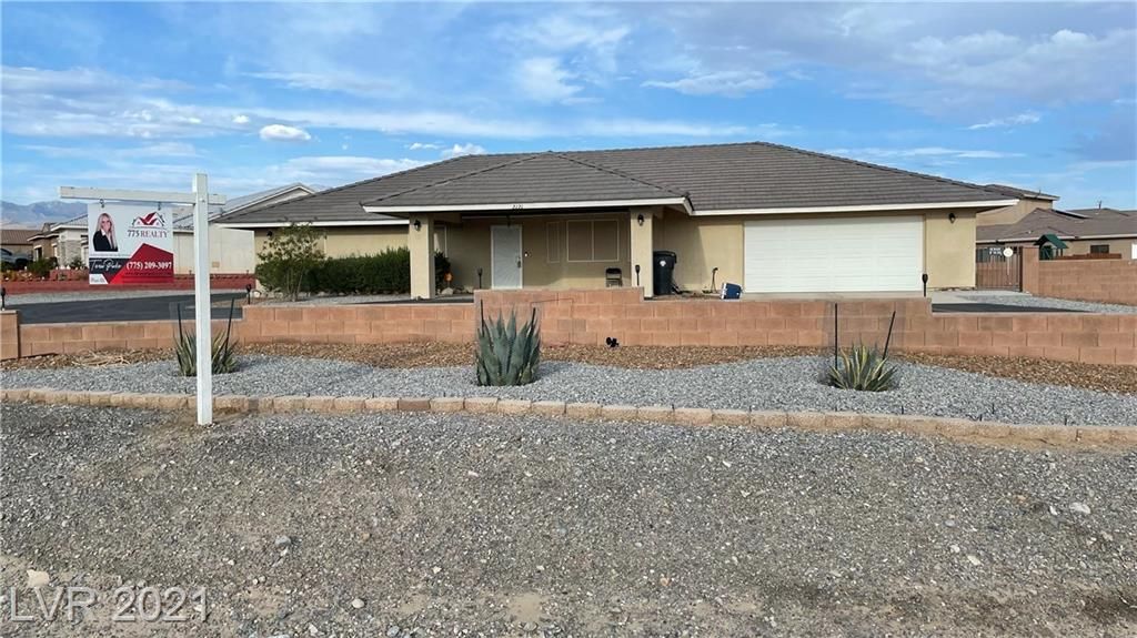 2121 Saginaw Ave, Pahrump, NV 89048