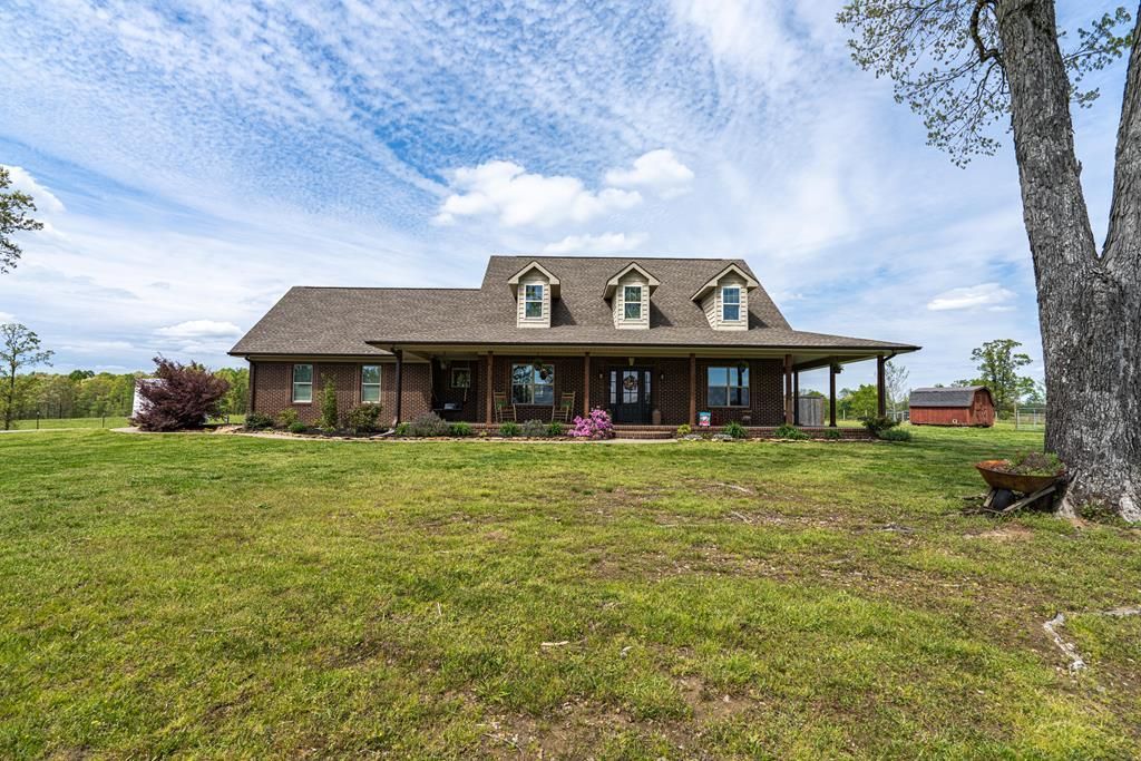 8901 County Road 11, Florence, AL 35633