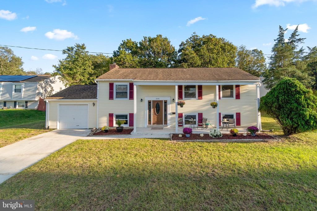 3326 Crumpton S, Laurel, MD 20724