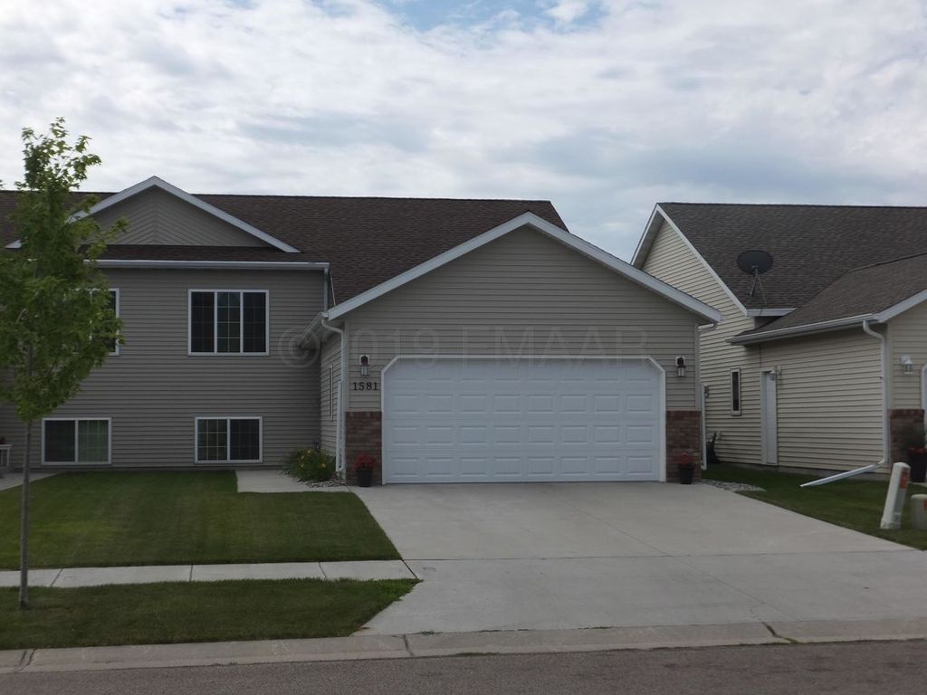 1581 34th Ave S, Moorhead, MN 56560 Trulia