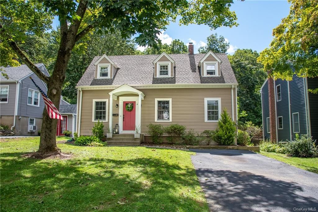 19 W Palisades Ave, Nanuet, NY 10954