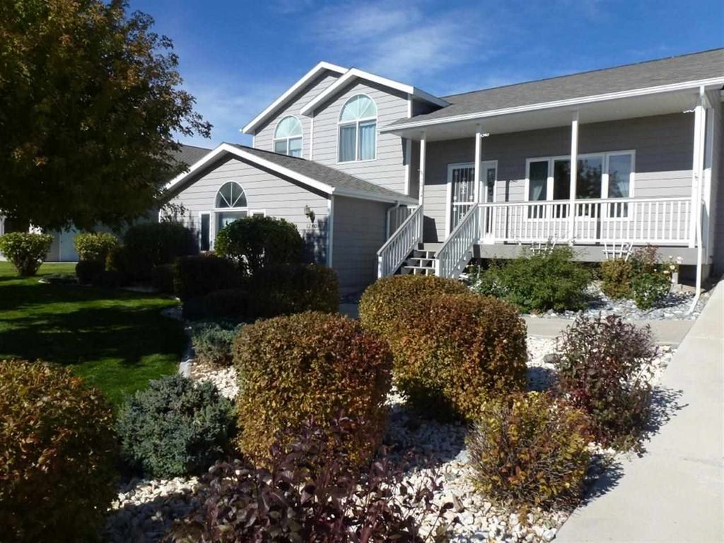 1240 Angus Rd, Helena, MT 59602