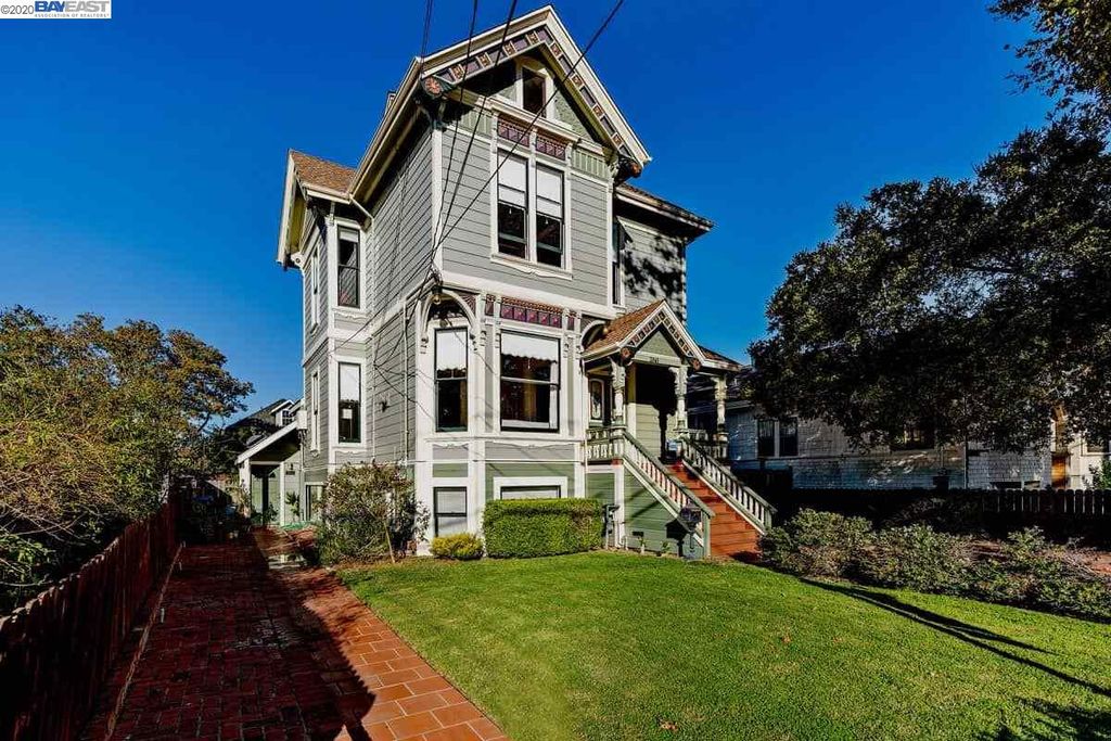 2061 Buena Vista Ave, Alameda, CA  7 Bed, 2.5 Bath MultiFamily Home