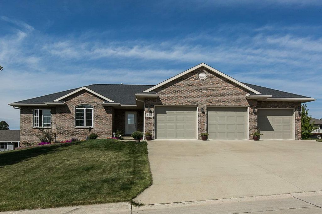 9491 Lara Dr, Peosta, IA 52068 Trulia