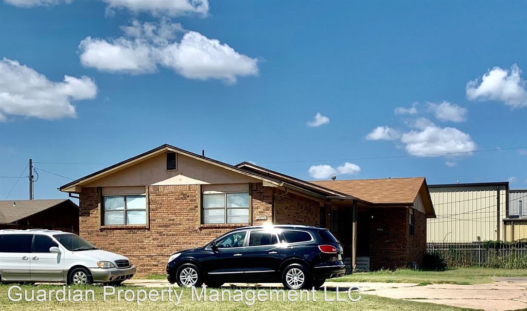 3216 W 27th St S, Wichita, KS 67217