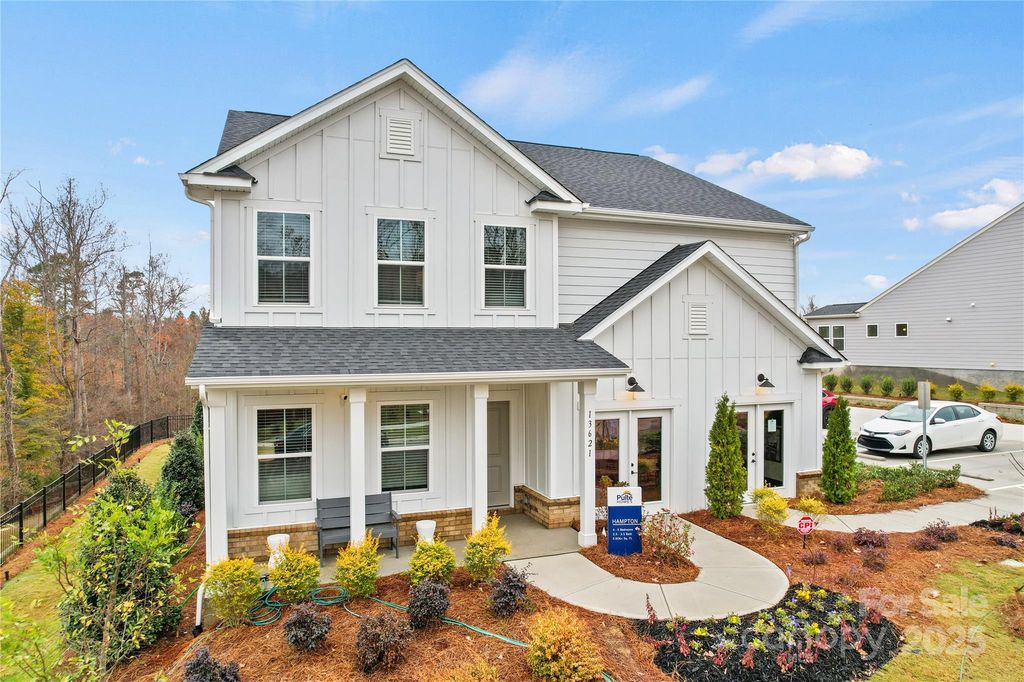 15008 Meadows Hunt Ln #156, Huntersville, NC 28078