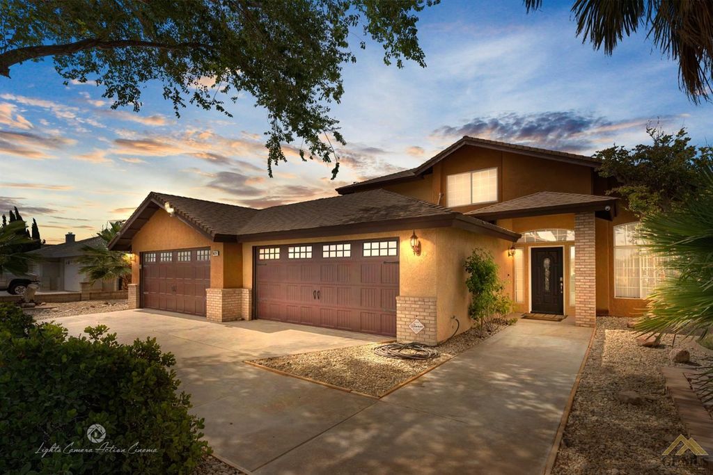 9635 Mendiburu Rd, California City, CA 93505