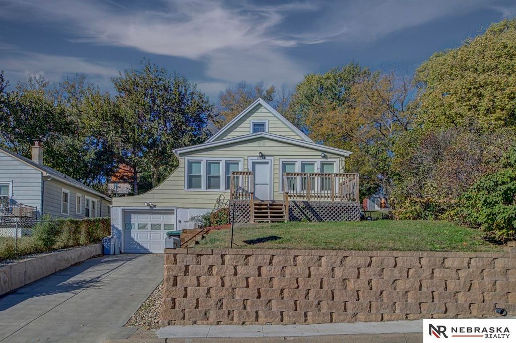 2024 N 67th St, Omaha, NE 68104 Trulia