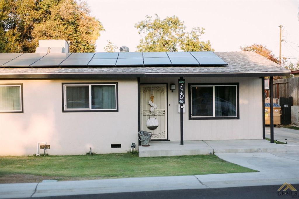 710 Butler Rd, Bakersfield, CA 93304
