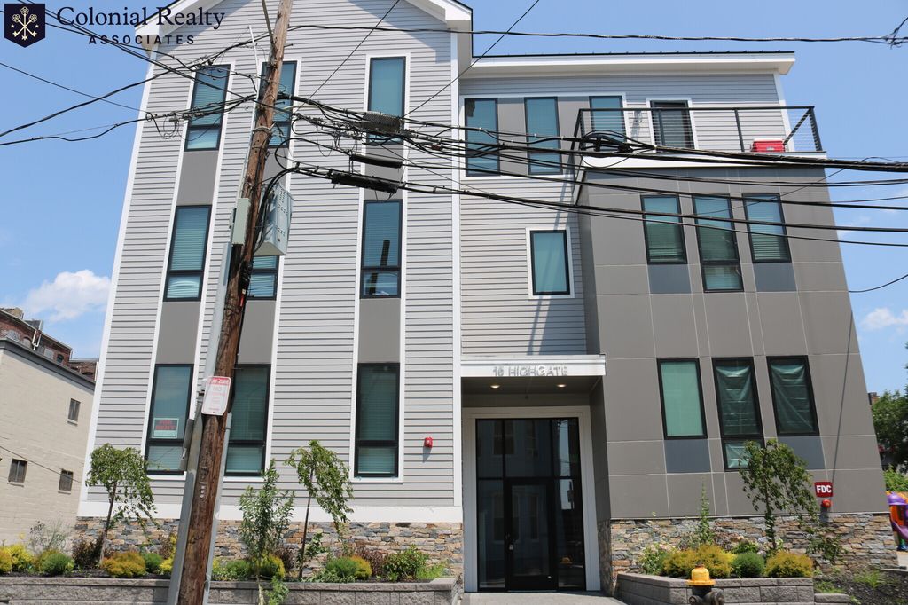 25-27 Highgate St #207, Allston, MA 02134