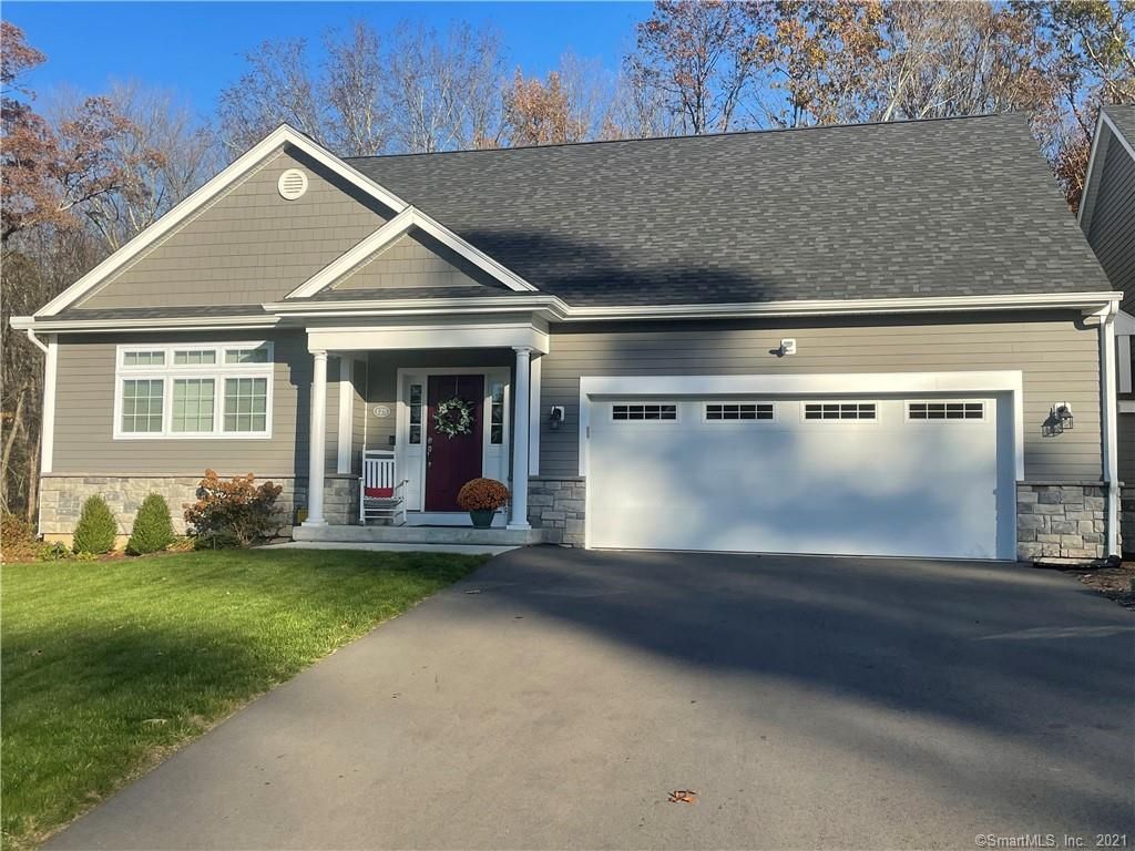 39 Rock Rdg, Manchester, CT 06040