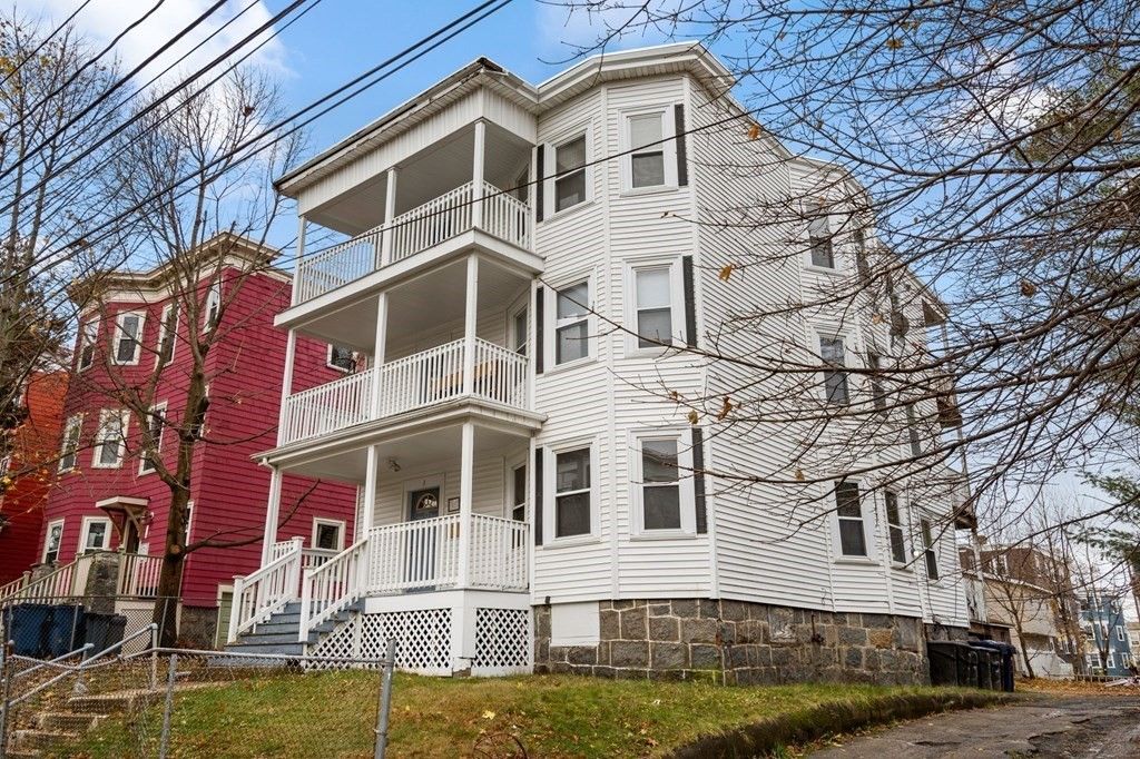 3 Bailey St, Dorchester Center, MA 02124