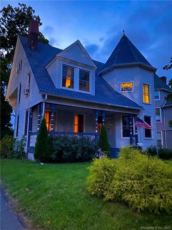 2 Washington Hts, Meriden, CT 06451