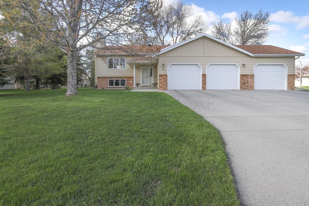 608 35th Ave S, Moorhead, MN 56560 Trulia