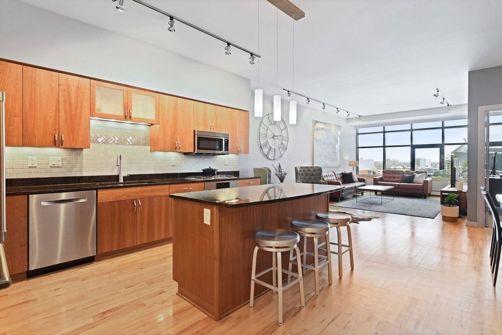 215 10th Ave S 1039 Minneapolis Mn 55415 Mls 6149880 Trulia 1039 Minneapolis Mn 55415 Mls, What Is A 10×10 Kitchen Layout