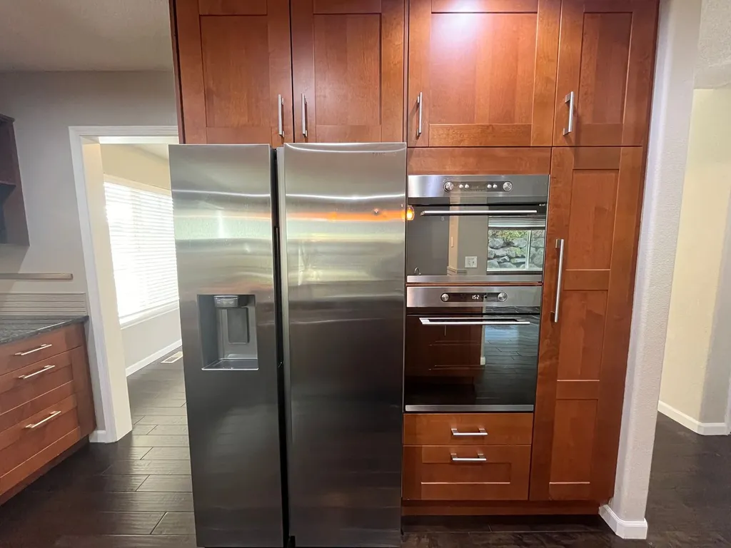 17045 NW Elk Run Dr, Beaverton, OR 97006 - See Est. Value, Schools & More