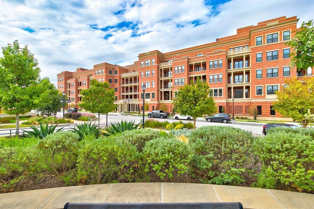 350 Central Ave #405, Southlake, TX 76092