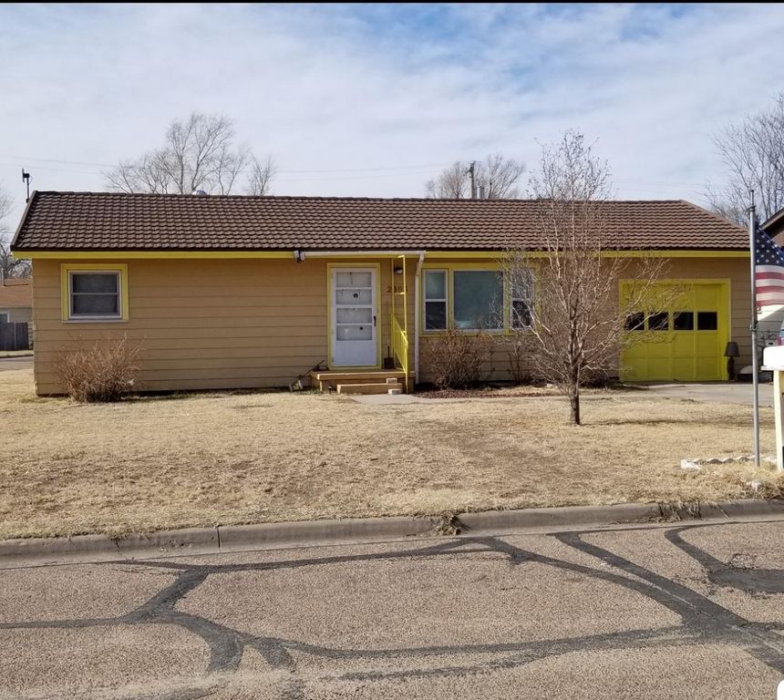 2003 N 7th St, Garden City, KS 67846 Trulia
