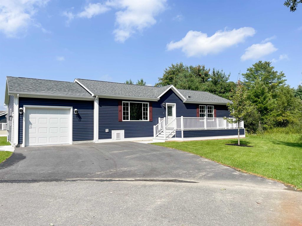 34 Regency Circle, Unit 1, Kittery, ME 03904