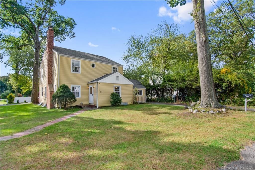 154 Oaklawn Ave, Stamford, CT 06905