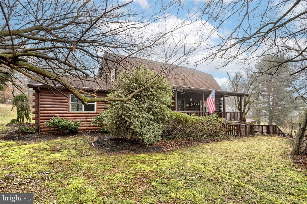 57 Overview Dr, Hummelstown, PA 17036