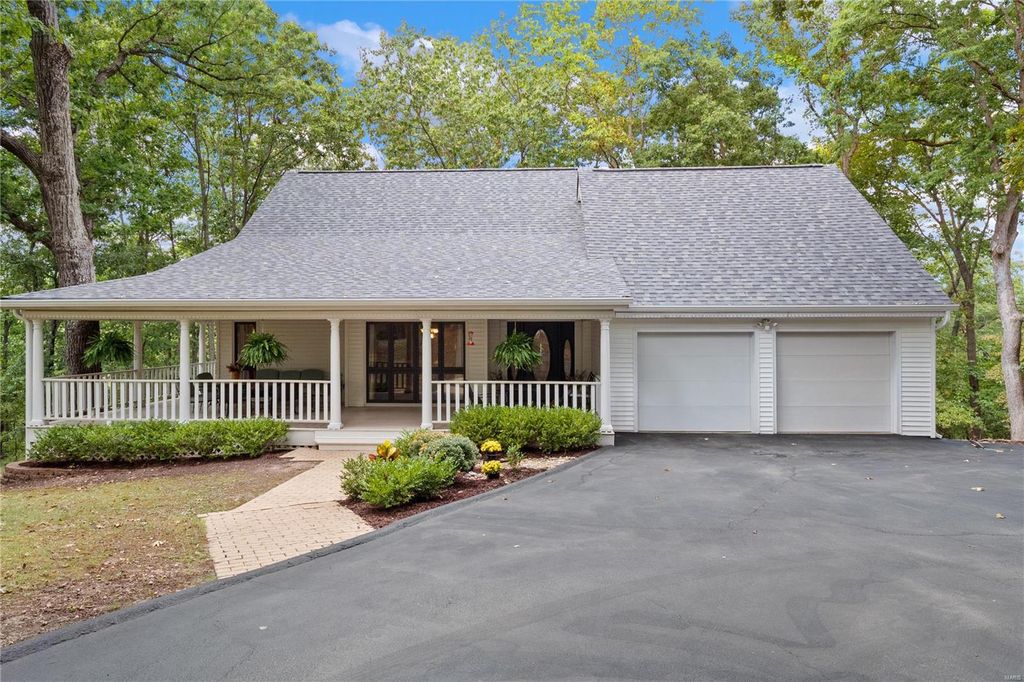 1604 Elk Fork Rd, Glencoe, MO 63038