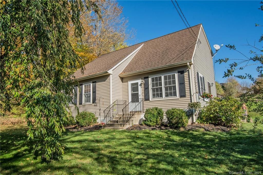 44 Grove St, Moosup, CT 06354 Trulia