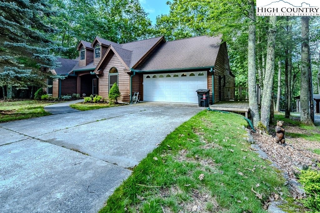 717 Pine Ridge Road, Banner Elk, NC 28604 MLS# 257008 Trulia