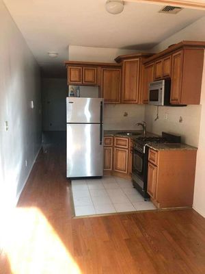 155 E 108th St #4A, New York, NY 10029
