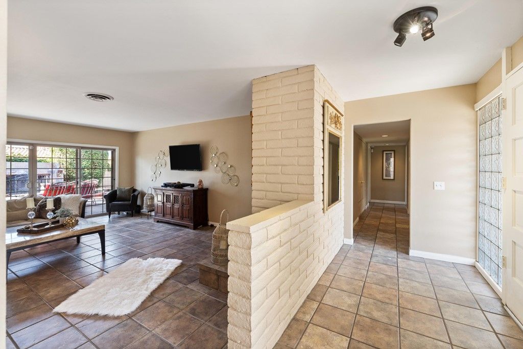 73700 Sun Ln, Palm Desert, CA 92260