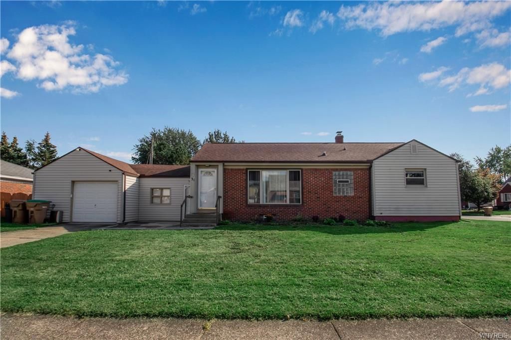 31 Meaford Rd, Cheektowaga, NY 14215