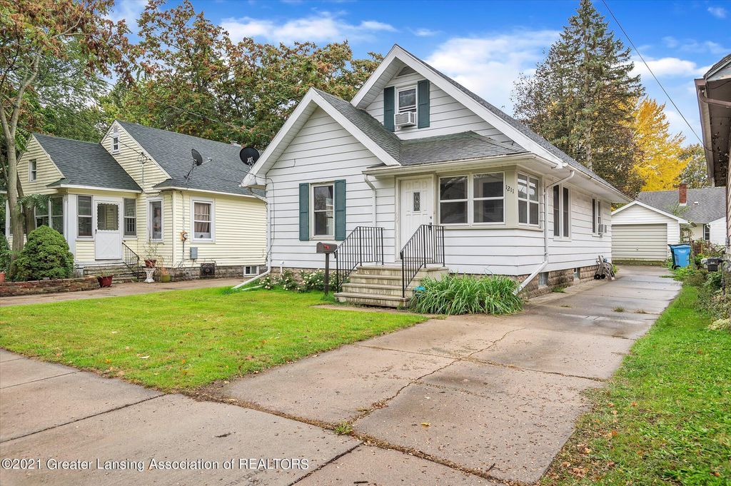 1211 W Barnes Ave, Lansing, MI 48910