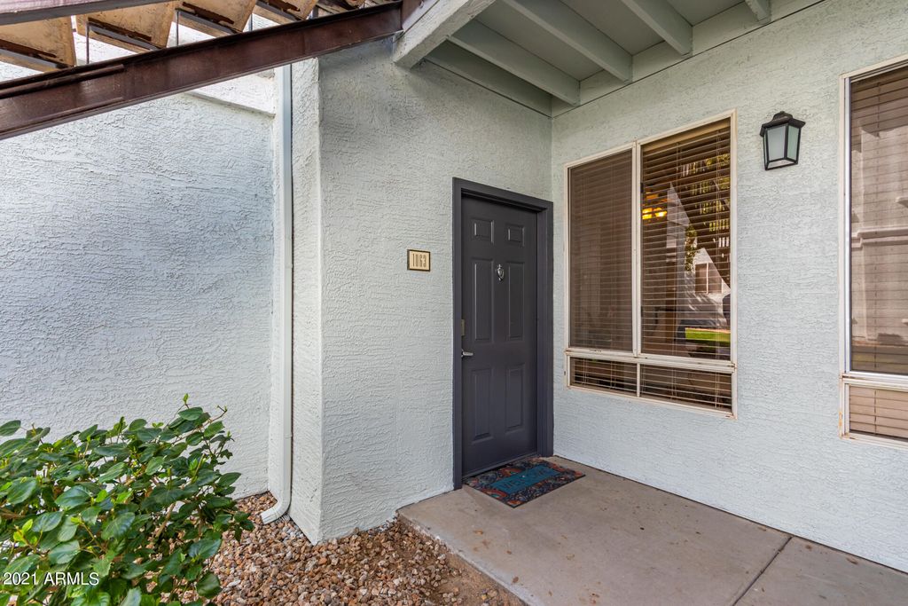 1100 N Priest Dr #1063, Chandler, AZ 85226