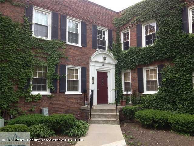 531 Glenmoor Rd #1A, East Lansing, MI - 2 Bed, 2 Bath Condo - 17 Photos